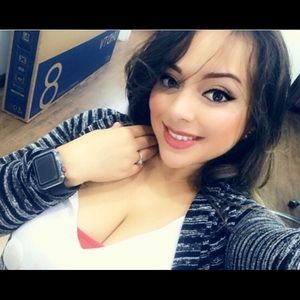 Meet your Posher, Lynn